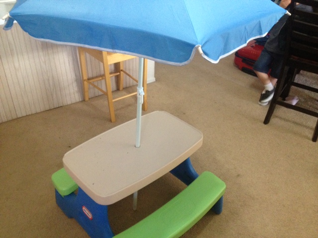 little tikes easy store play table with umbrella