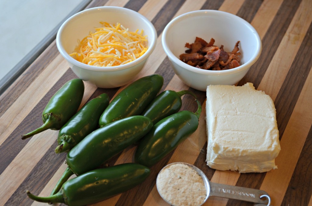 Creamy_Stuffed_Jalapenos_With_Crispy_Bacon_photo_supply_list