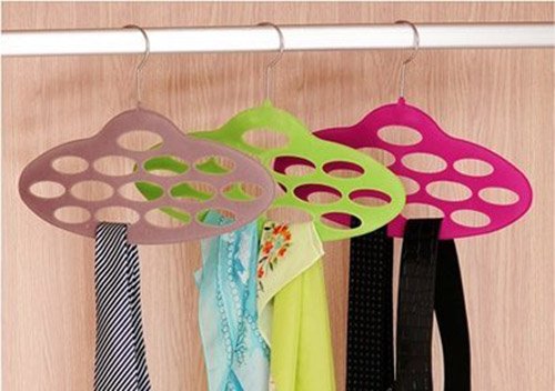 scarf-hanger
