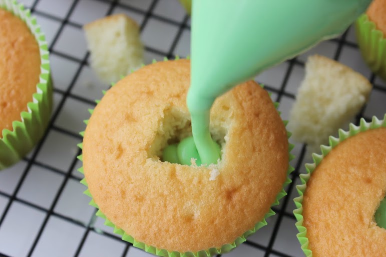 How to fill a Cupcake