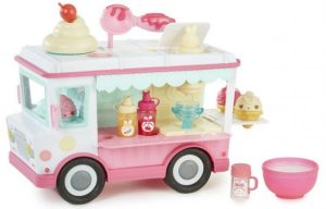 num-noms-lipgloss-truck-craft-kit-e1476967485469