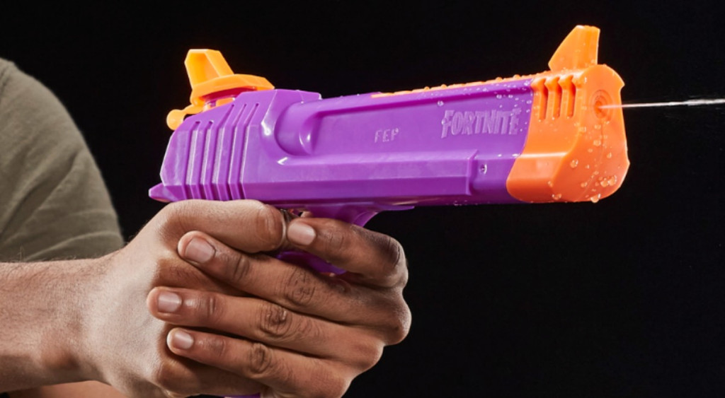 super soaker water blaster