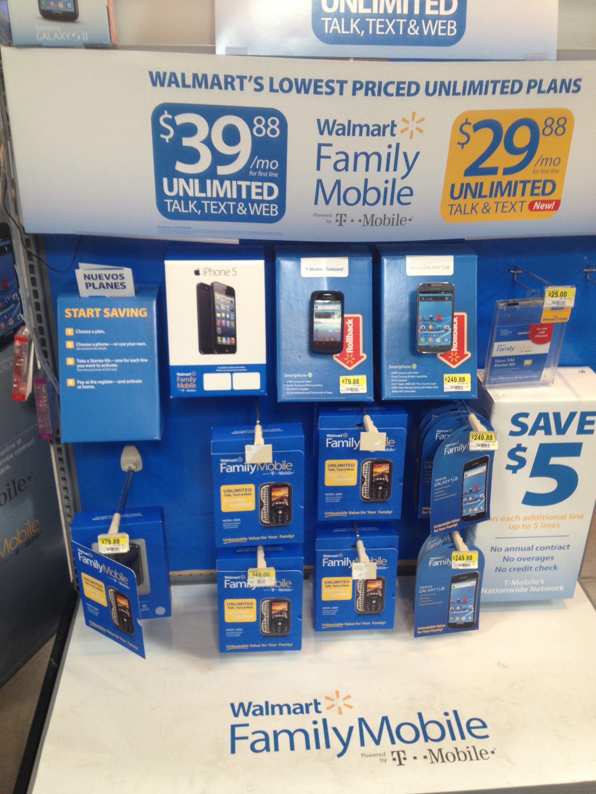 Least Expensive and Best Unlimited Wireless Plan for Your Family