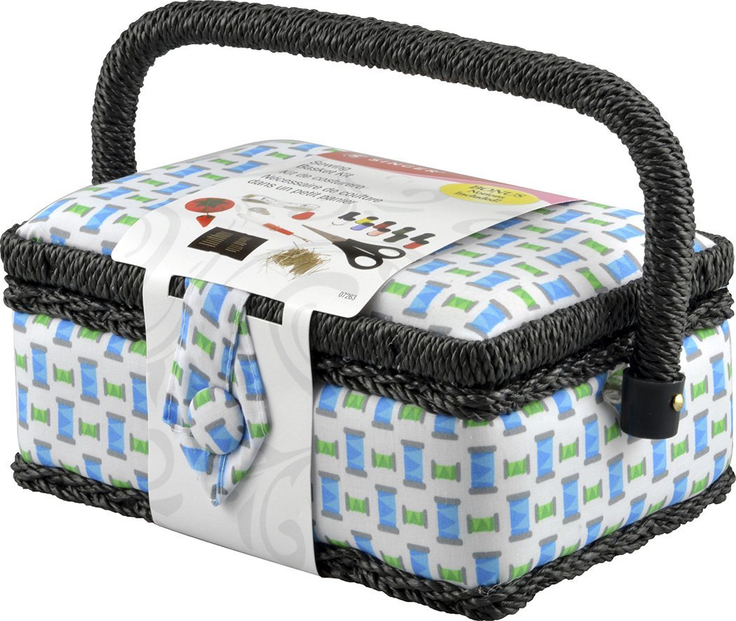 Singer Small Sewing Basket with Accessories only 8.12!! Wheel N Deal Mama