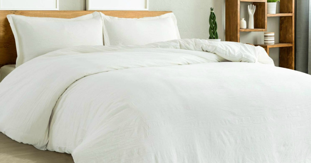 Bedsure Duvet Cover & Sham Sets $17.49 - Wheel N Deal Mama